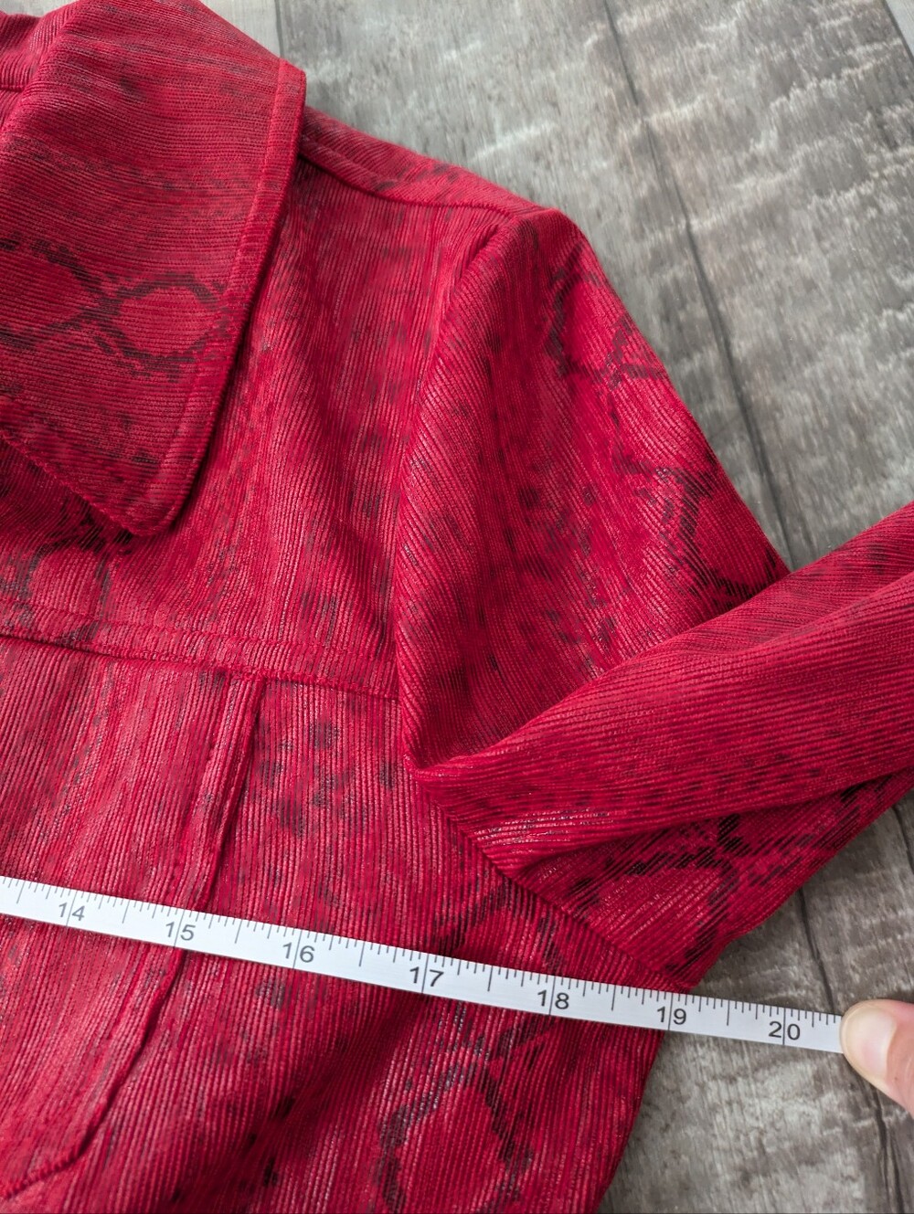 WOMEN'S ERIN LONDON Red FAUX REPTILE PRINT JACKET Size Small - Picture 8 of 8